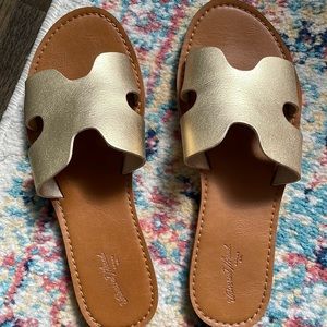Universal Thread sandals.